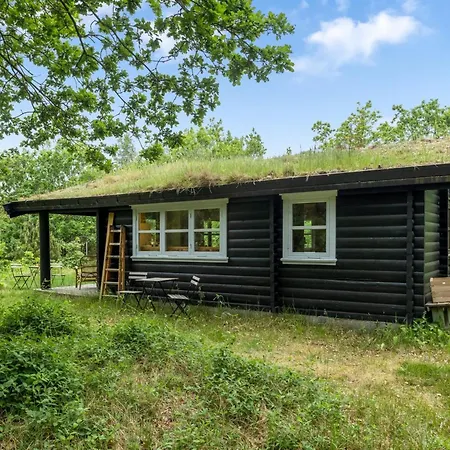 Semesterbostad Juho - 700m From The Sea By Interhome